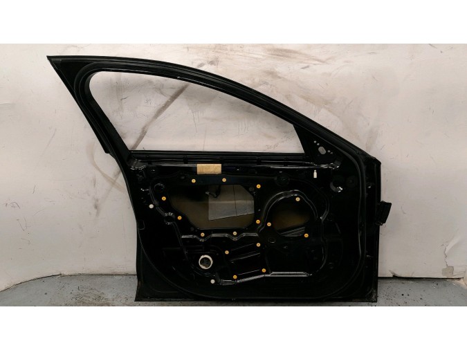 PUERTA DELANTERA IZQUIERDA JAGUAR XE NEGRA 2016