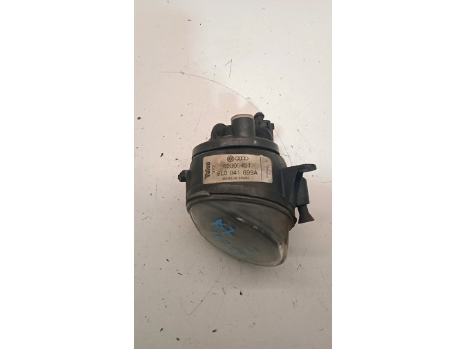 FARO ANTINIEBLA DELANTERO DERECHO AUDI A3 2001
