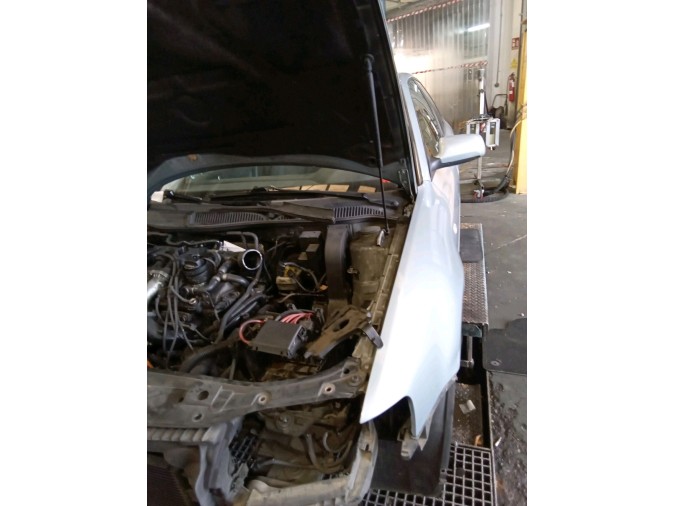ELEVALUNAS DELANTERO DERECHO AUDI A3 2001