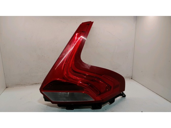 PILOTO TRASERO DERECHO VOLVO V40 2016