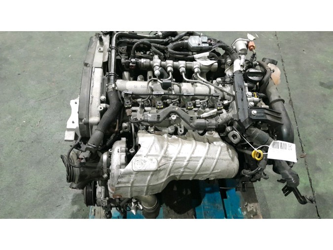 MOTOR CON ACCESORIOS SIN CAJA DE CAMBIOS OPEL INSIGNIA 2015