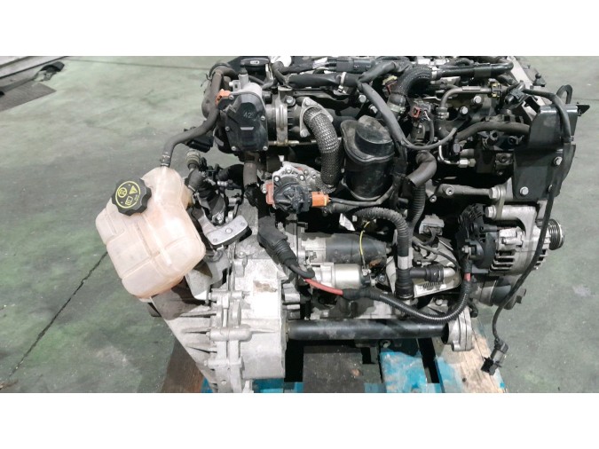 MOTOR CON ACCESORIOS SIN CAJA DE CAMBIOS OPEL INSIGNIA 2015