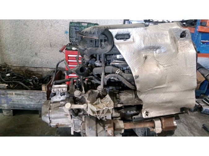 MOTOR CON ACCESORIOS Y CAJA DE CAMBIOS CITROEN C3 PICASSO