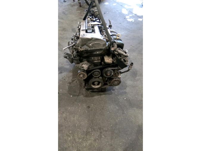 MOTOR CON ACCESORIOS Y CAJA DE CAMBIOS TOYOTA COROLLA 2005
