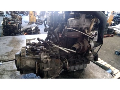 MOTOR CON ACCESORIOS Y CAJA DE CAMBIOS SKODA FABIA 2001