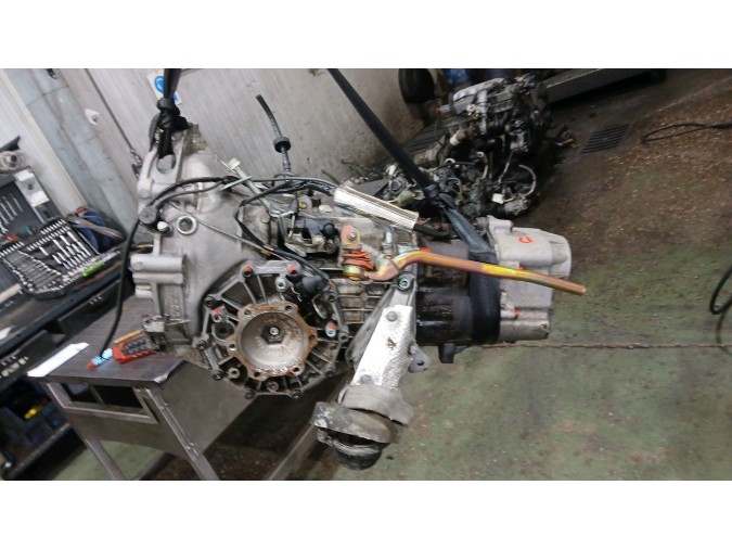 CAJA CAMBIOS AUDI A6 2001