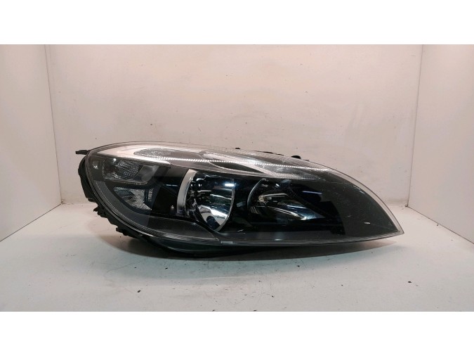 FARO DELANTERO DERECHO VOLVO V40 2013