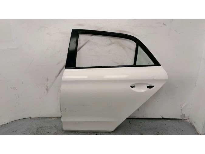 PUERTA TRASERA IZQUIERDA HYUNDAI I20 BLANCA 2018