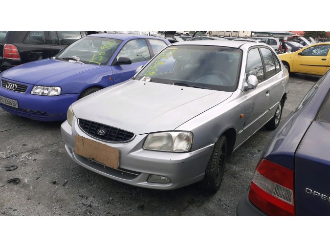 MOTOR CON ACCESORIOS Y CAJA DE CAMBIOS HYUNDAI ACCENT 2002