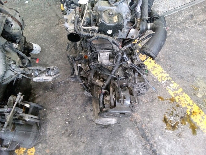 MOTOR CON ACCESORIOS Y CAJA DE CAMBIOS HYUNDAI ACCENT 2002