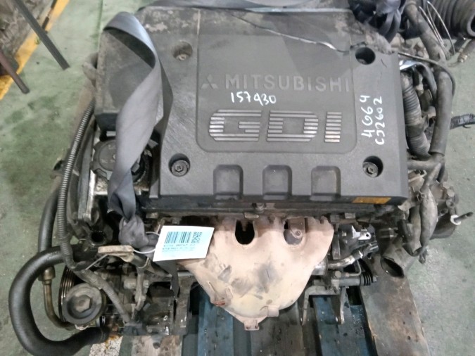MOTOR CON ACCESORIOS Y CAJA DE CAMBIOS MITSUBISHI SPACE WAGON