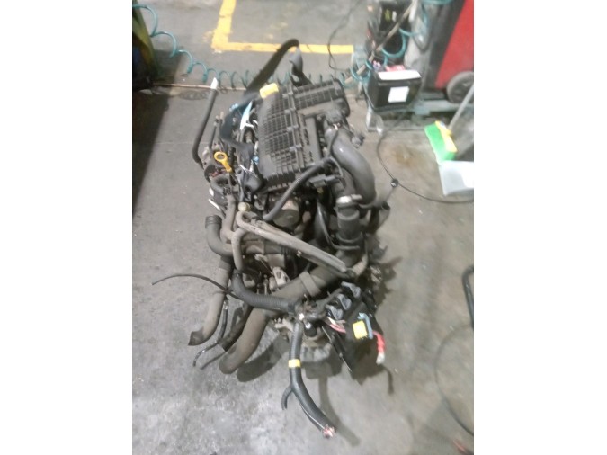 MOTOR CON ACCESORIOS SIN CAJA DE CAMBIOS DACIA LOGAN 2007