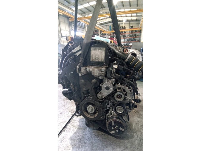 MOTOR CON ACCESORIOS SIN CAJA DE CAMBIOS PEUGEOT 3008 2012