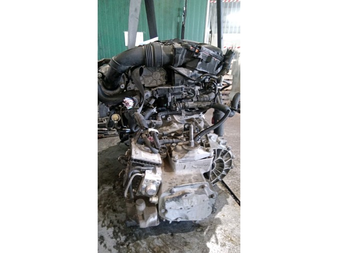 MOTOR CON ACCESORIOS SIN CAJA DE CAMBIOS PEUGEOT 3008 2012