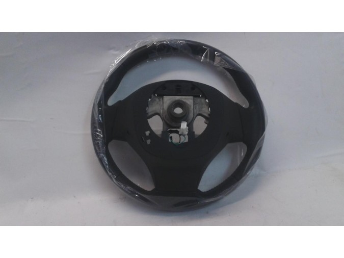 VOLANTE NISSAN PULSAR 2015