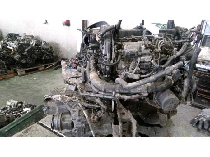 MOTOR CON ACCESORIOS Y CAJA DE CAMBIOS VOLKSWAGEN PASSAT 2002