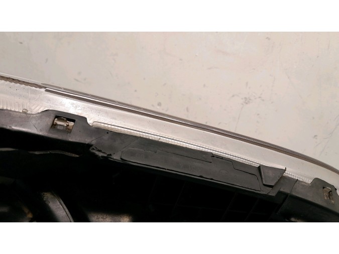FARO DELANTERO IZQUIERDO TOYOTA AVENSIS 2007