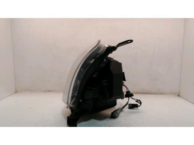 FARO DELANTERO IZQUIERDO TOYOTA AVENSIS 2007