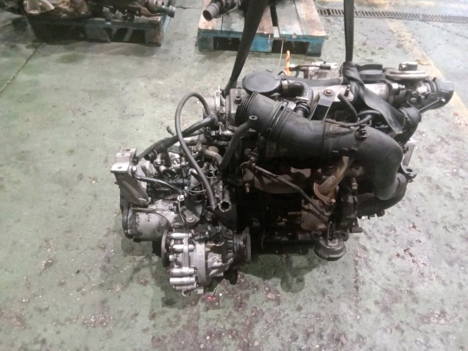 MOTOR CON ACCESORIOS Y CAJA DE CAMBIOS SKODA OCTAVIA 2003
