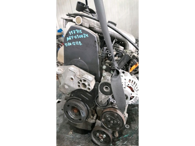 MOTOR CON ACCESORIOS Y CAJA DE CAMBIOS VOLKSWAGEN NEW BEETLE