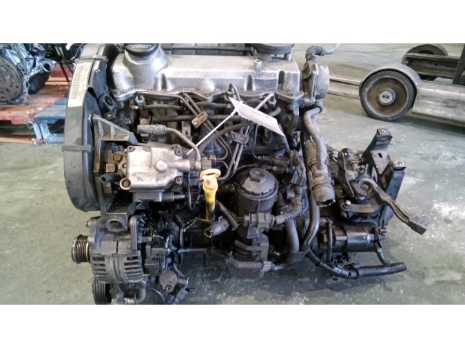 MOTOR CON ACCESORIOS Y CAJA DE CAMBIOS SEAT IBIZA 2004