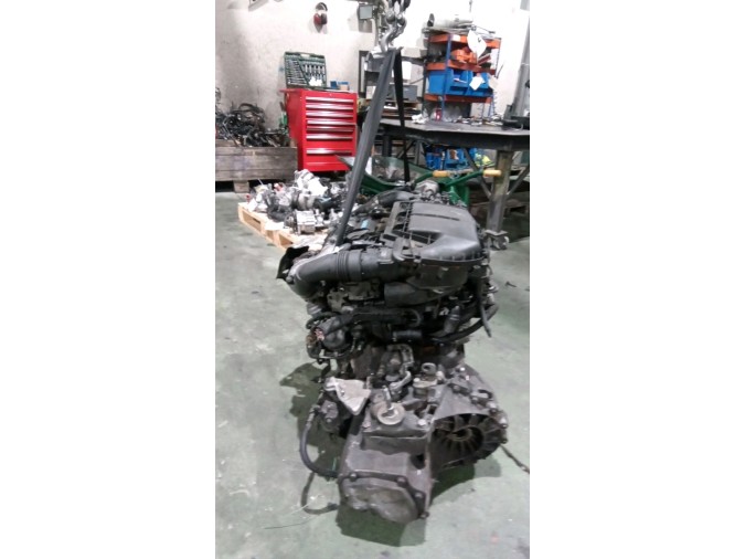 MOTOR CON ACCESORIOS SIN CAJA DE CAMBIOS CITROEN C4 2011