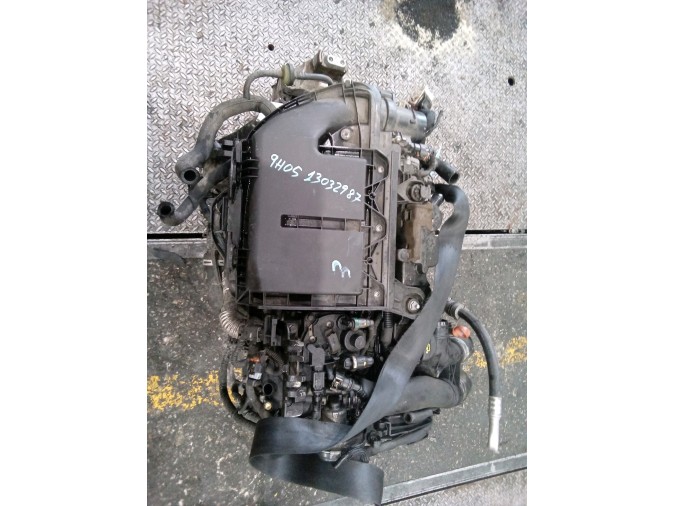 MOTOR CON ACCESORIOS SIN CAJA DE CAMBIOS CITROEN C4 PICASSO 2015