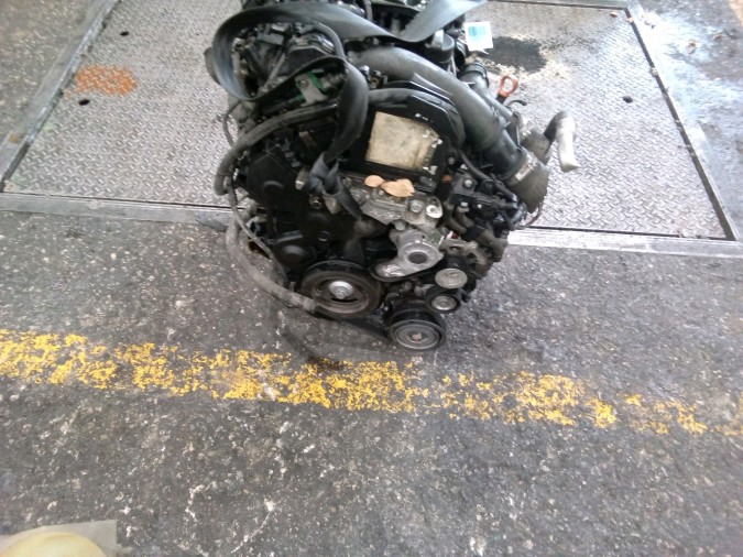 MOTOR CON ACCESORIOS SIN CAJA DE CAMBIOS CITROEN C4 PICASSO 2015