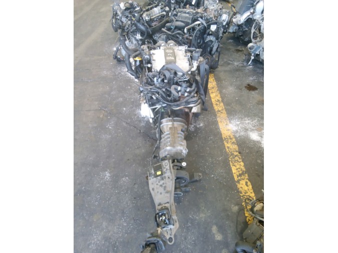 MOTOR CON ACCESORIOS Y CAJA DE CAMBIOS OPEL OMEGA 2001