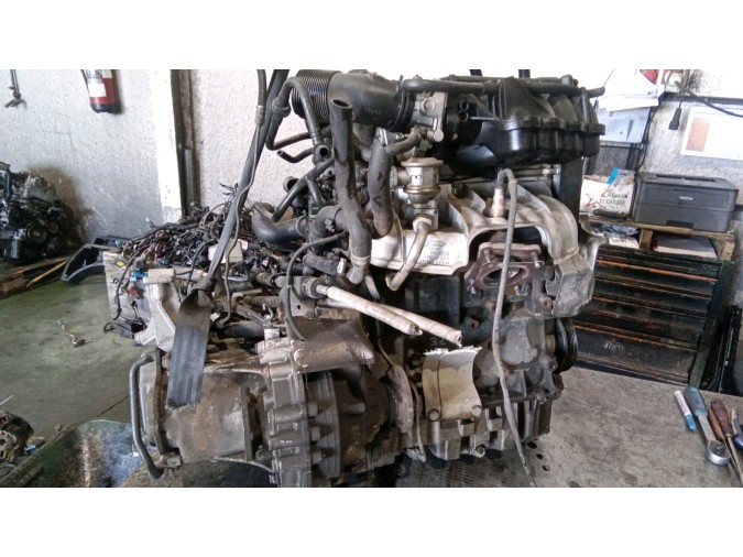 MOTOR CON ACCESORIOS Y CAJA DE CAMBIOS VOLKSWAGEN BORA 2003