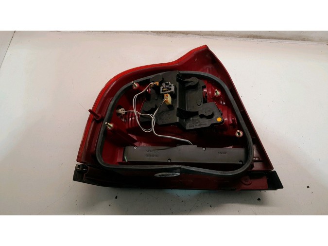 PILOTO TRASERO DERECHO VOLVO S80 2002