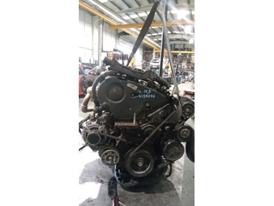 MOTOR CON ACCESORIOS Y CAJA DE CAMBIOS TOYOTA COROLLA 2004