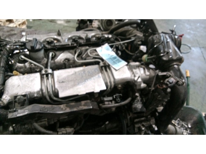 MOTOR CON ACCESORIOS Y CAJA DE CAMBIOS TOYOTA COROLLA 2004