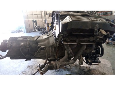 MOTOR CON ACCESORIOS Y CAJA DE CAMBIOS BMW 318 2002