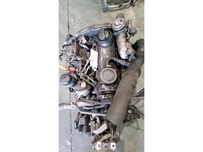 MOTOR CON ACCESORIOS SIN CAJA DE CAMBIOS SKODA OCTAVIA