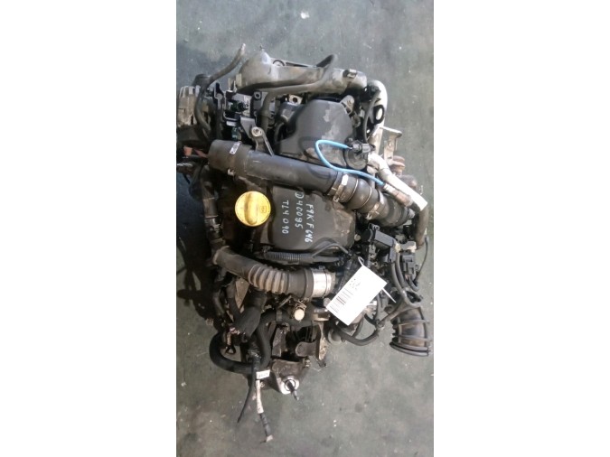 MOTOR CON ACCESORIOS SIN CAJA DE CAMBIOS MERCEDES CITAN 111 CDI