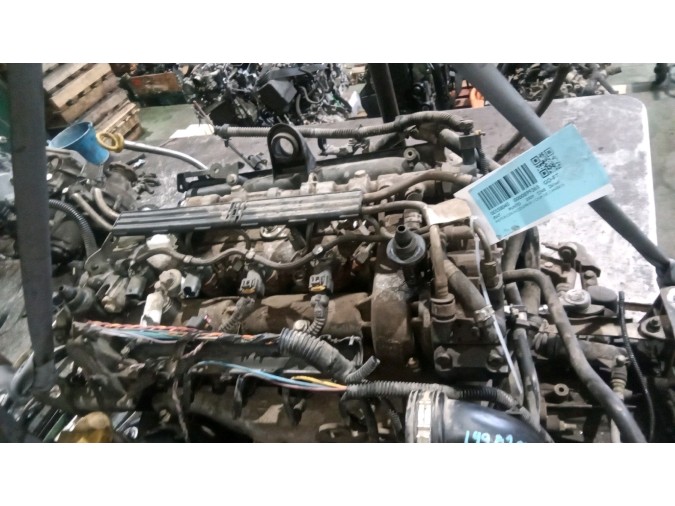 MOTOR CON ACCESORIOS Y CAJA DE CAMBIOS FIAT PUNTO 2009