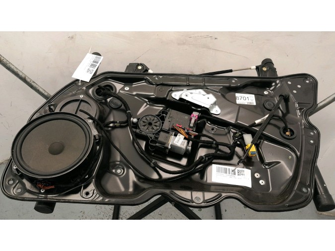 ELEVALUNAS DELANTERO DERECHO VOLKSWAGEN PASSAT 2010