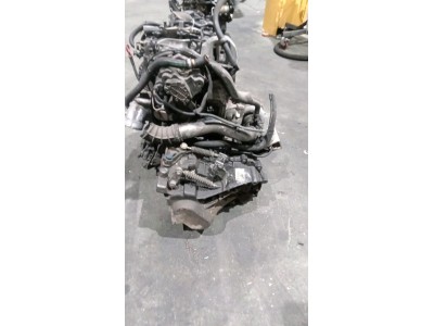 Motor VOLVO V70 2003