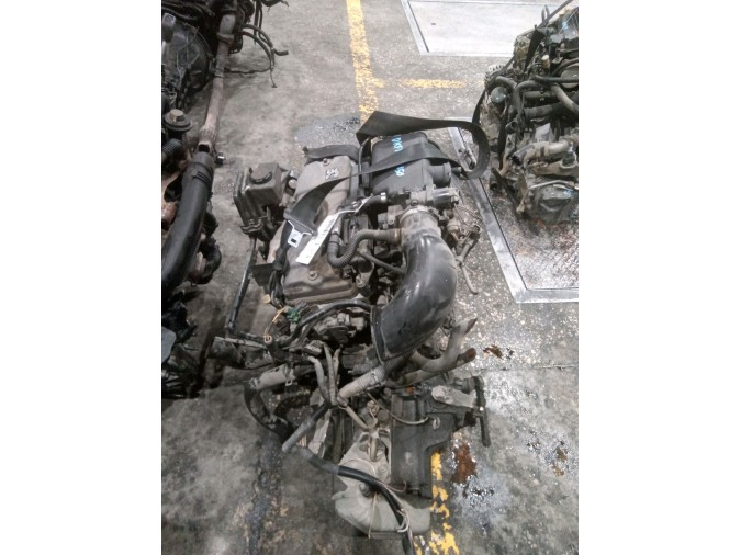 MOTOR CON ACCESORIOS Y CAJA DE CAMBIOS PEUGEOT 206 1999
