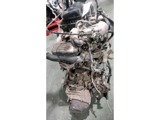 MOTOR CON ACCESORIOS Y CAJA DE CAMBIOS HYUNDAI ATOS 2004