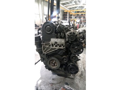 MOTOR CON ACCESORIOS SIN CAJA DE CAMBIOS HYUNDAI TUCSON 2005