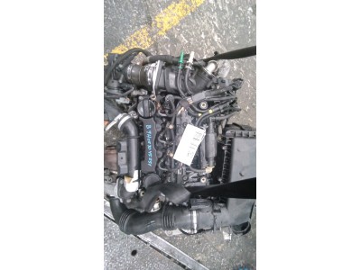 MOTOR CON ACCESORIOS Y CAJA DE CAMBIOS CITROEN C3