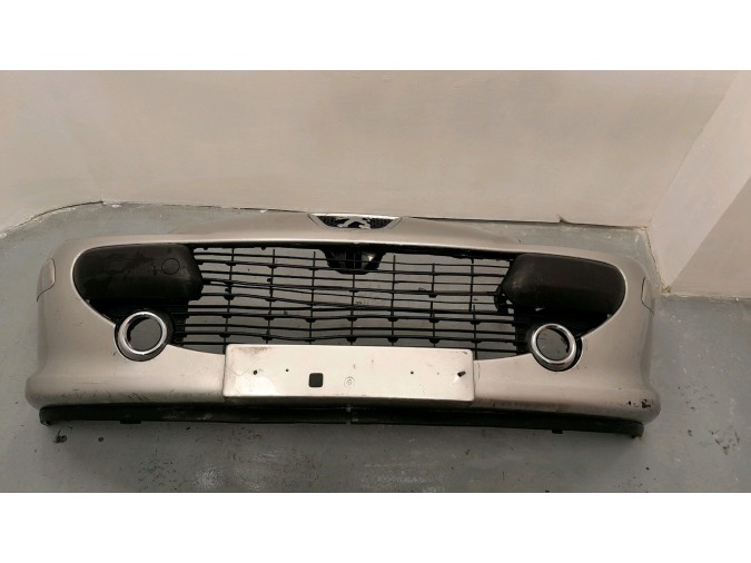 PARAGOLPES DELANTERO PEUGEOT 307 GRIS 2006