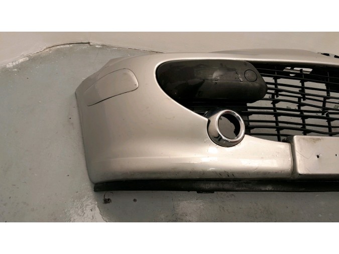PARAGOLPES DELANTERO PEUGEOT 307 GRIS 2006