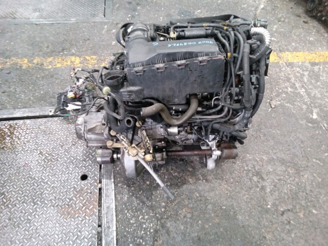 MOTOR CON ACCESORIOS Y CAJA DE CAMBIOS CITROEN C4 2008