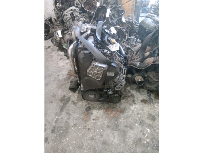 MOTOR CON ACCESORIOS Y CAJA DE CAMBIOS RENAULT SCENIC 1.9 2009