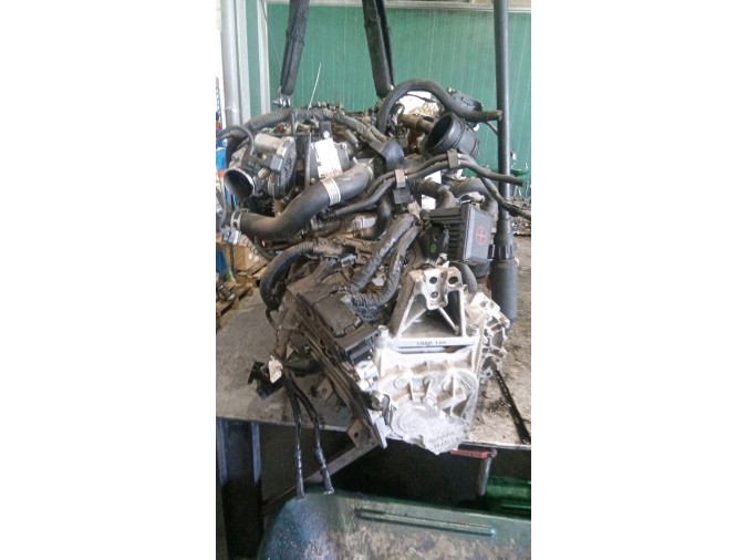 MOTOR CON ACCESORIOS Y CAJA DE CAMBIOS HYUNDAI I30 2017