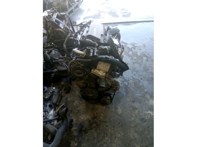 MOTOR CON ACCESORIOS Y CAJA DE CAMBIOS CITROEN C3 2003