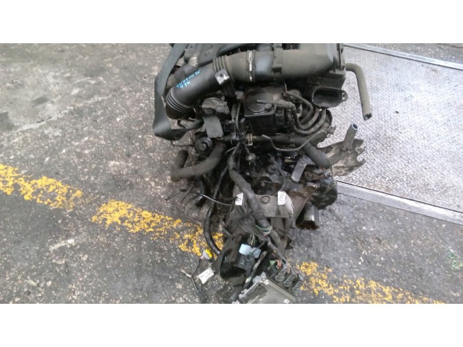 MOTOR CON ACCESORIOS Y CAJA DE CAMBIOS PEUGEOT 407 2008